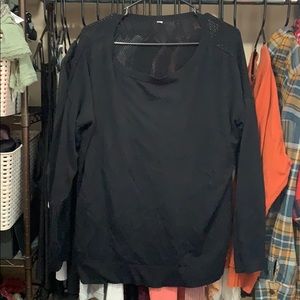 Lululemon black sweater size 12
